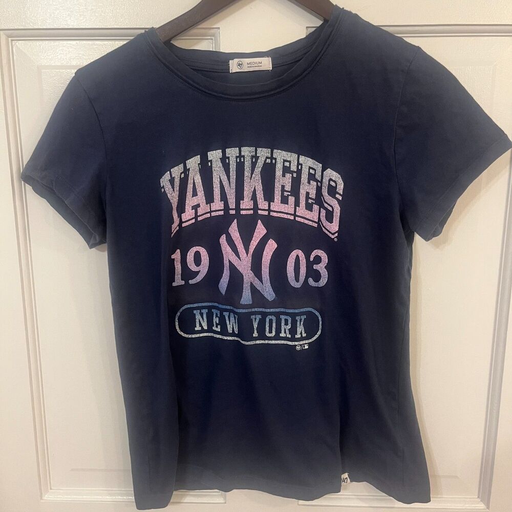Yankees T Shirt Navy Blue SZ Med 100% Cotton 1903 New York Baseball Summer Fans